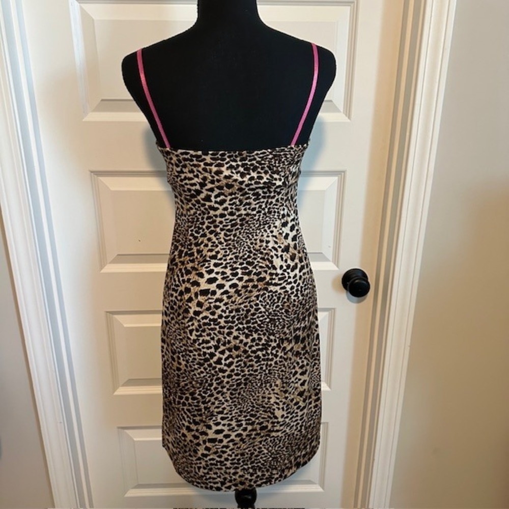 BCBG Leopard Print Dress, Twist Front, Sleeveless, Knee Length, Sexy Party - Picture 2 of 7